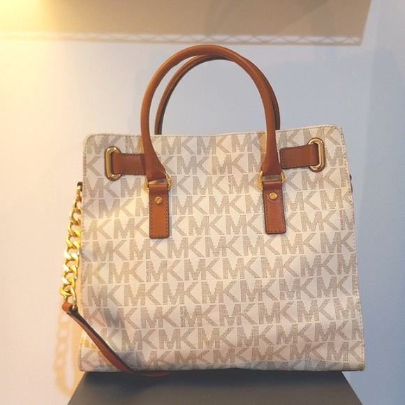 Michael Kors tote - Picture 6 of 12